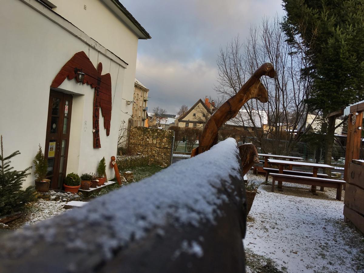 U Vsech Andelu Hotel Nove Mesto pod Smrkem Buitenkant foto